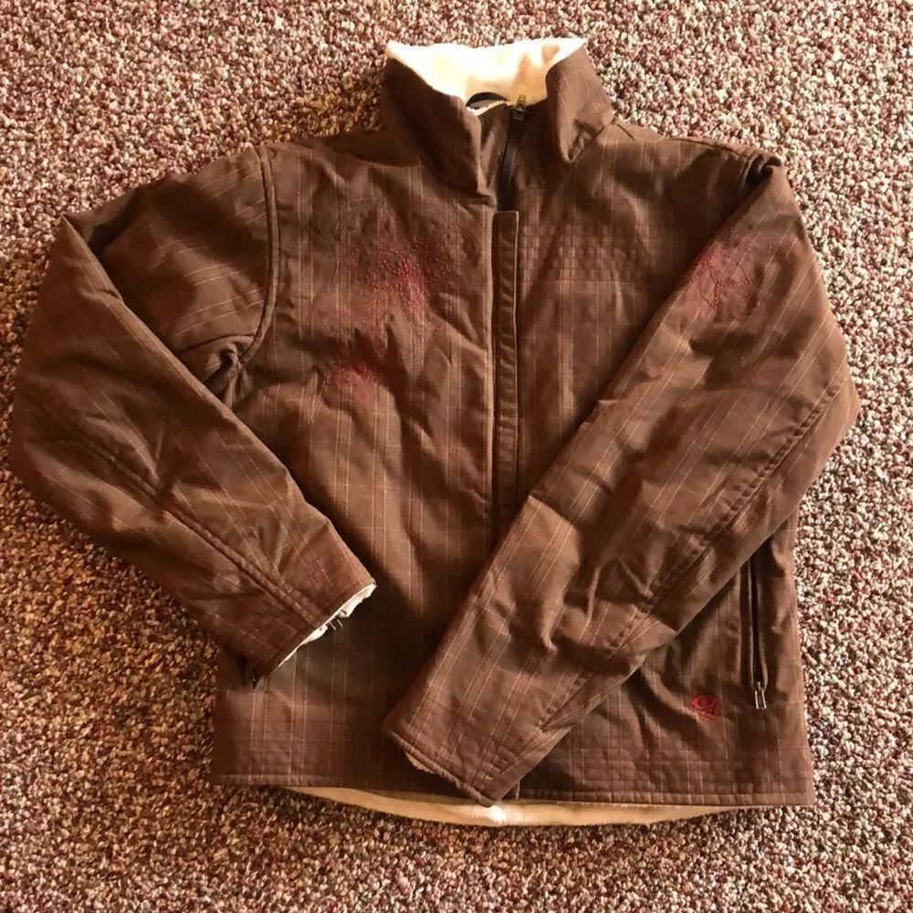 Woman’s S/P Mountain HardWear Winter Coat